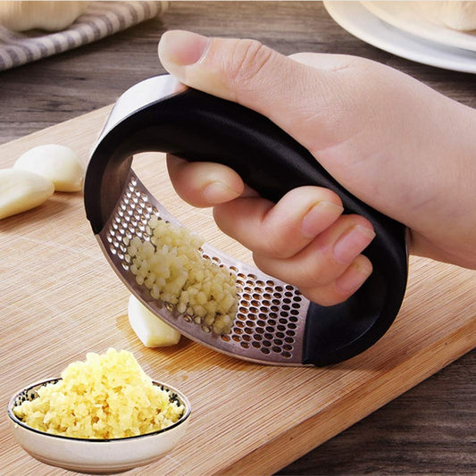 Curve Mash Garlic Press